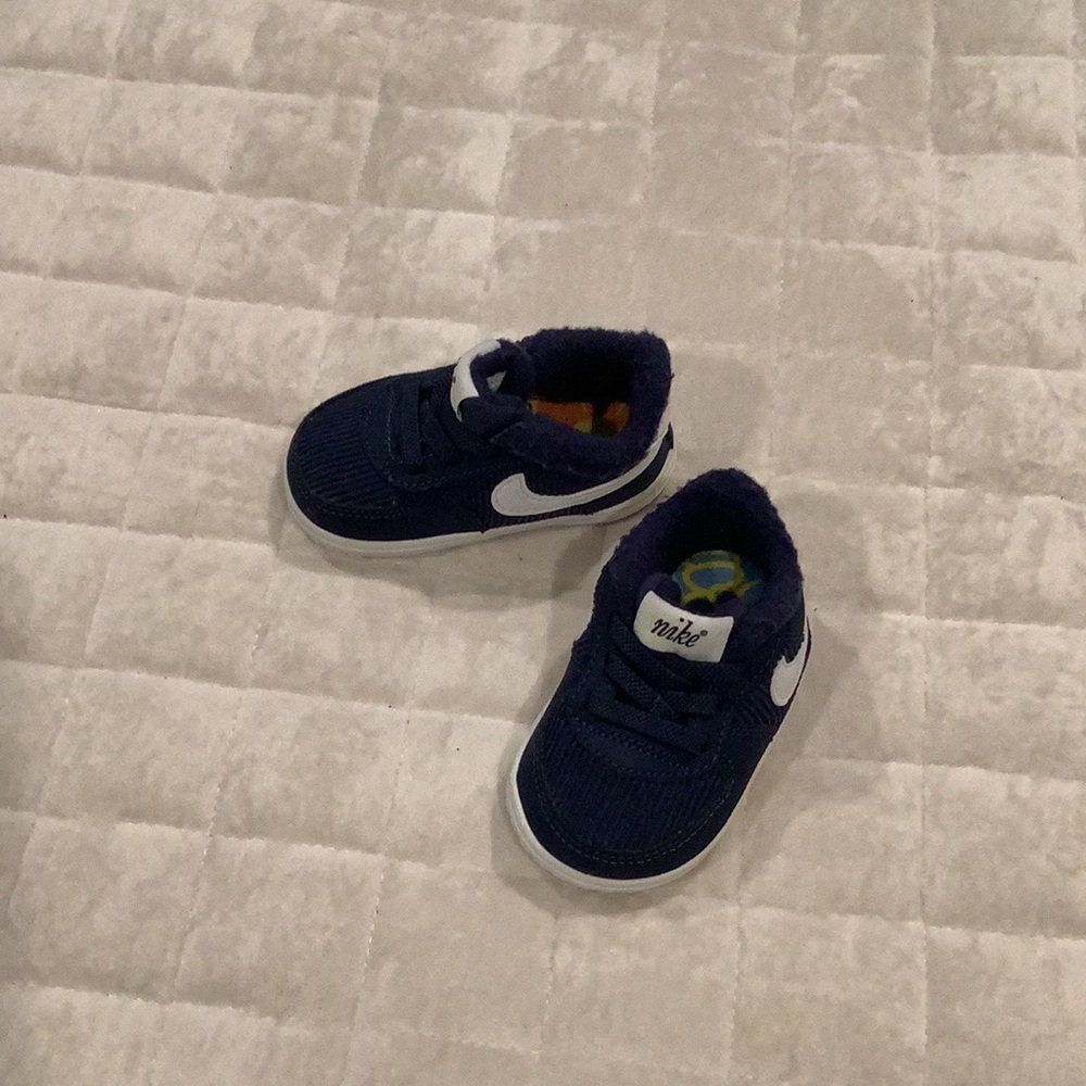 Nike Toddler Navy and White Trainer Shoes